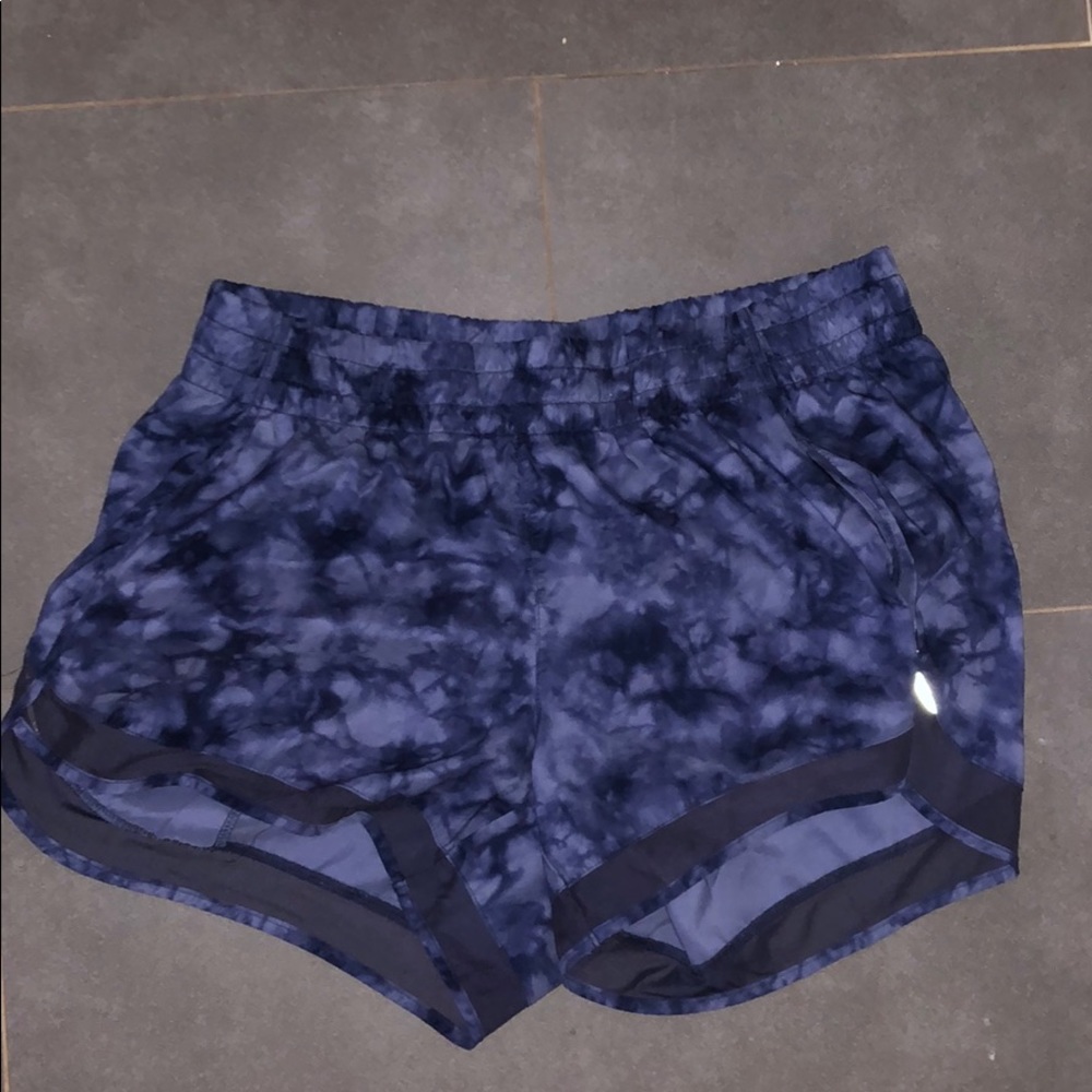 Athleta tie dye shorts